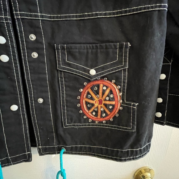 DD Ranch  Black Jacket with Floral and Cactus Design NWT Size Small - Picture 4 of 12